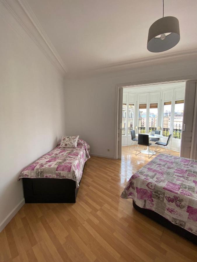 Rooms Tetu Barcelona Exterior photo